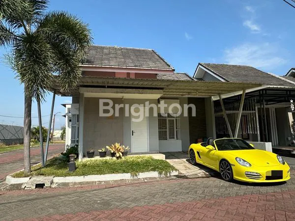 image *RUMAH MODERN MINIMALIS SIAP PAKAI BESERTA ISIAN DEKAT EXIT TOLL KARTASURA* (1)