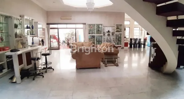 image RUMAH MEWAH 2 LANTAI AREA FAVORIT MANYAR, 5 MENIT DARI HOTEL BONNET, RESTO LAYAR (5)