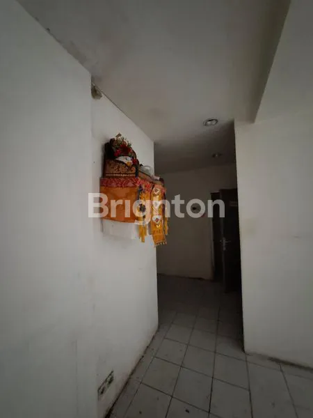 image DISEWAKAN TOKO LOKASI SANGAT STRATEGIS DI SUKAWATI - GIANYAR (8)