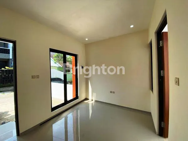 image RUMAH DI PUNCAK BURING INDAH  (4)