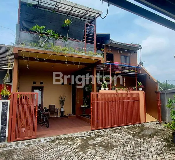 image RUMAH 2 LANTAI DI AMPELDENTO - KAB MALANG (1)