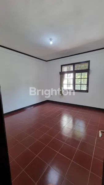 image RUMAH DI BANDUNG, LOKASI SURYALAYA BARAT BUAH BATU (3)