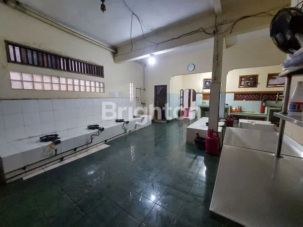 image RUMAH EX. USAHA CATERING DI PERUMAHAN JATIBENING DUA JATI BENING BARU PONDOK GEDE BEKASI (5)