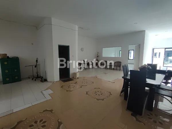 RUMAH KOMPLEK CLUSTER DUKUH BIMA STRATEGIS NEAR GRAND WISATA BEKASI SIAP HUNI