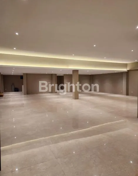 image GEDUNG BARU STRATEGIS 3 LANTAI DI DAGO BANDUNG (4)