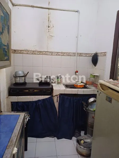 image RUMAH HOEK DI DALAM CLUSTER (8)