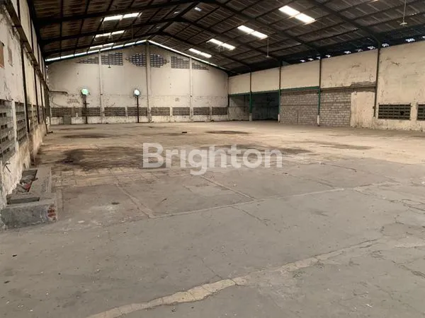 image GUDANG LUAS KEPATIHAN GRESIK (1)