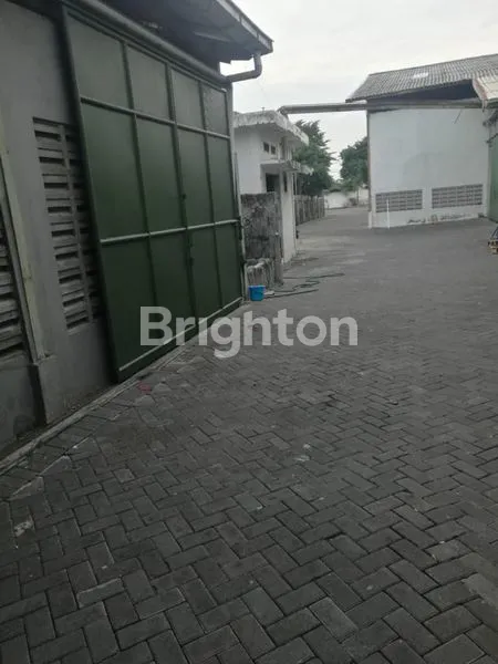 image GUDANG LUAS KEPATIHAN GRESIK (8)