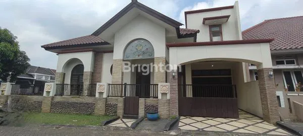 image DIJUAL RUMAH MEWAH DIKAWASAN ELIT PERMATA JINGGA  (1)