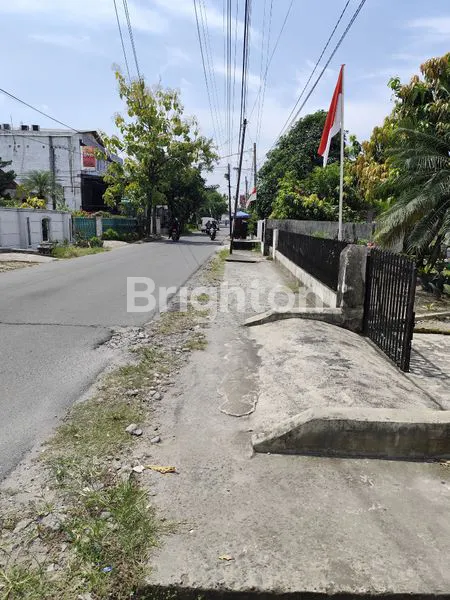 image TANAH & RUMAH LUAS DI JALAN TITI PAPAN, SEI SEKAMBING - GATOT SUBROTO - MEDAN (4)