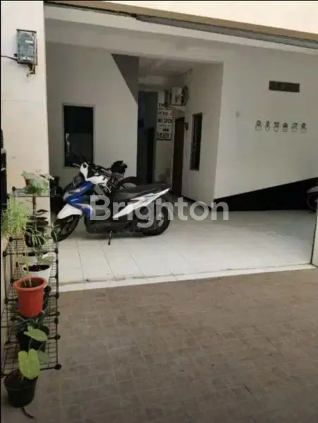 image RUMAH 2 LT DI SIWALANKERTO SELATAN (2)