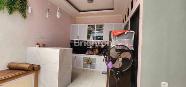 image RUMAH MODERN ALA AMERICAN DI TENGAH KOTA (6)
