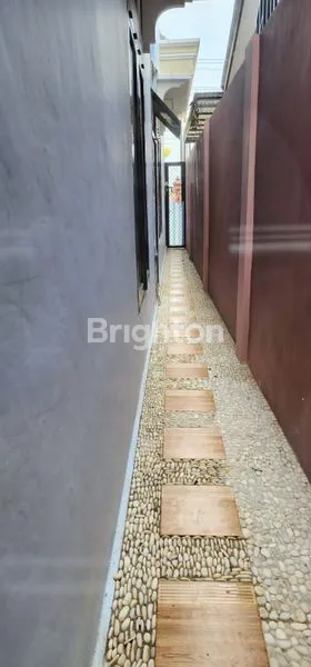 image RUMAH MODERN ALA AMERICAN DI TENGAH KOTA (4)