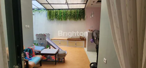 image RUMAH MODERN ALA AMERICAN DI TENGAH KOTA (7)