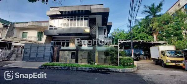 image RUMAH MEWAH SIAP HUNI TERMASUK PRABOT LOKASI NYAMAN SUNTER (1)