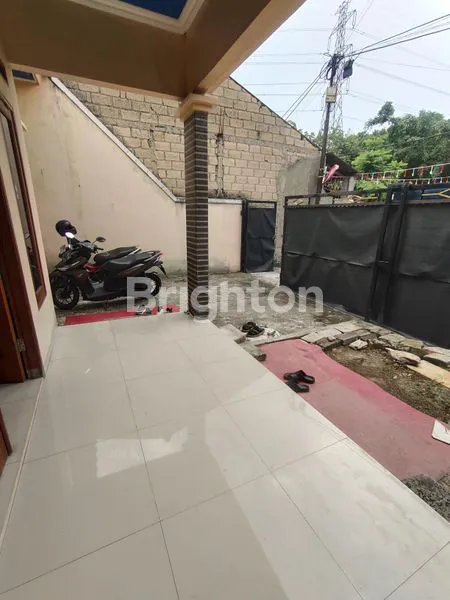 image HUNIAN STRATEGIS DEKAT STASIUN DEPOK LAMA (2)