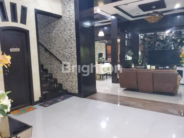 image RUMAH CUANTIK 3 LT KEMANG PRATAMA (4)