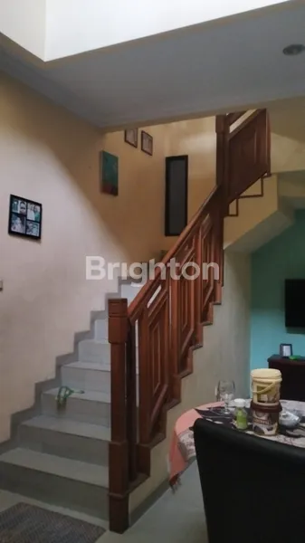 image RUMAH 2 LANTAI  SIAP HUNI 6KT, LT 300M  DI JATISARI JATIASIH KOTA BEKASI (8)