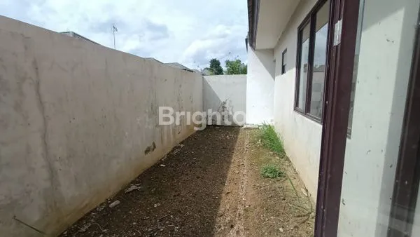 image RUMAH 2 LANTAI DI CLUSTER THE ATMOSPHERE, SENTUL, BOGOR (4)