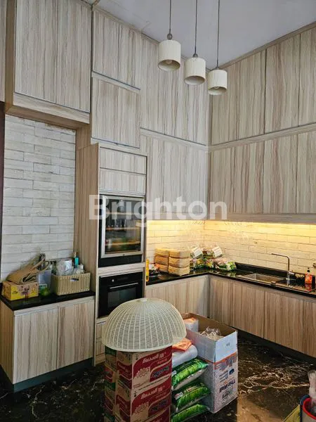 image RUMAH GRAHA FAMILY BLOK S ADA SWIMMING POOL DEKAT CLUBHOUSE, TOL, PUSAT BISNIS DAN KOMERSIAL (4)