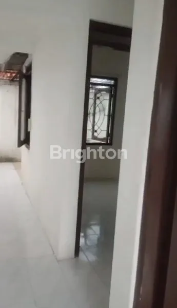 image HUNIAN MINIMALIS ASRI DI LIPPO KARAWACI (2)