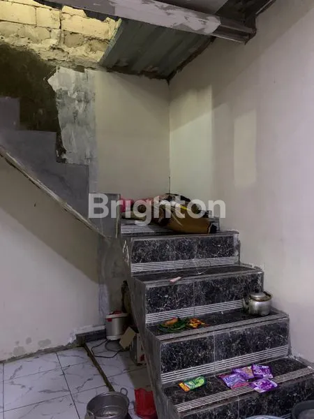 image RUMAH PINGGIR JALAN COCOK UNTUK USAHA (7)