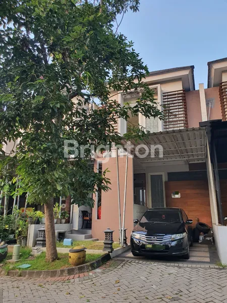 image RUMAH 2 LANTAI SIAP HUNI DI KOMPLEK PERUM SAFIRA GARDEN SIDOARJO (1)