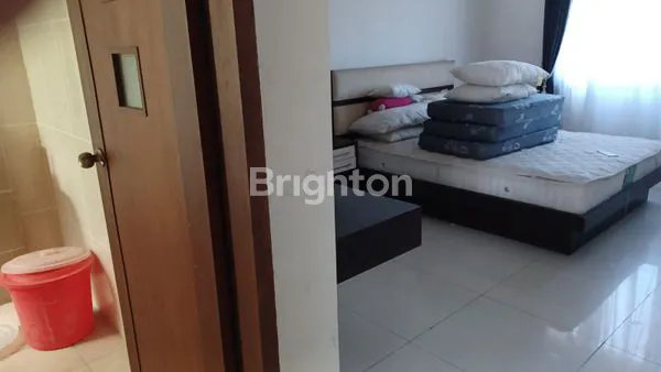 image RUMAH 2 LANTAI DI PERUM HARVEST LAND (2)