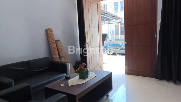 image RUMAH 2 LANTAI DI PERUM HARVEST LAND (5)