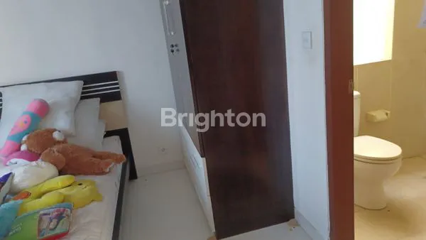 image RUMAH 2 LANTAI DI PERUM HARVEST LAND (6)