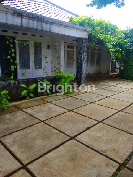 image RUMAH BESAR DAN LUAS, ADA HALAMAN DIBELAKANG, DEKAT BUKIT CIMANGGU CITY BOGOR (2)