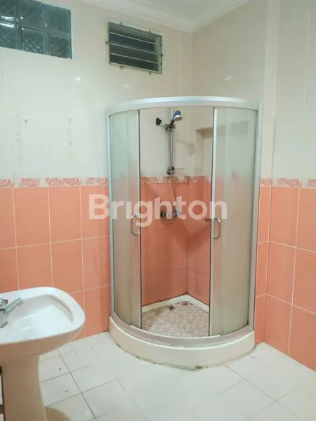 image RUMAH MINIMALIS FULL FURNISH DI PERUMAHAN BALIKPAPAN BARU (2)