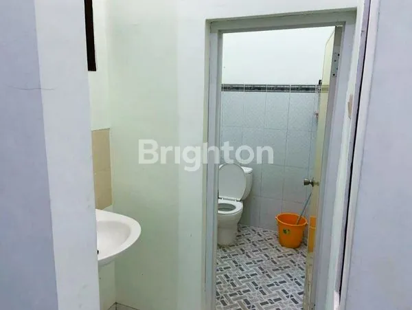 image RUMAH DI TENGAH KOTA MALANG, JALAN TERUSAN SRIRAHAYU, TULUSREJO, LOWOKWARU, MALANG KOTA, JAWA TIMUR (7)