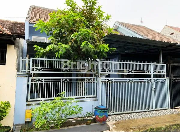 image RUMAH DI TENGAH KOTA MALANG, JALAN TERUSAN SRIRAHAYU, TULUSREJO, LOWOKWARU, MALANG KOTA, JAWA TIMUR (1)