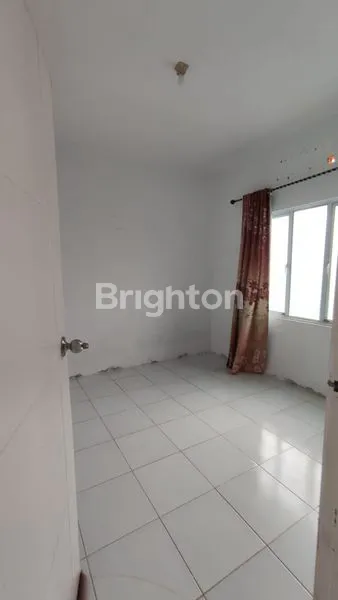 image RUMAH LOKASI STRATEGIS DI PURI SELEBRITI  (5)