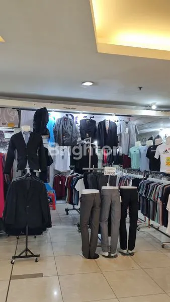 image TOKO BLOK M SQUARE  (2)