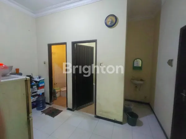 image RUMAH KOST AKTIF PANJANG JIWO FULL FURNISH DEKAT KAMPUS UBAYA, KENDANGSARI, PRAPEN, NGINDEN, MANYAR, RUNGKUT, JEMURSARI (3)