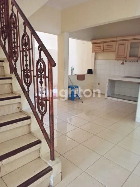 image DISEWAKAN RUMAH DI PETOJO SELATAN (6)