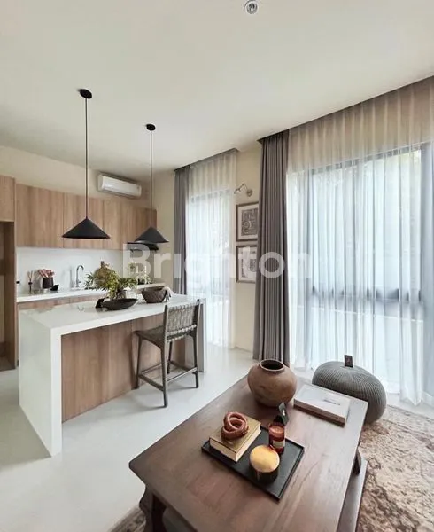 image RUMAH MEWAH PRECIUM SIMATUPANG, JAKARTA SELATAN (2)