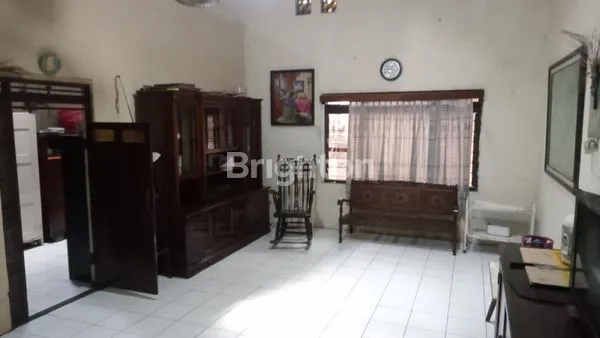 image RUMAH POSISI TENGAH KOTA STRATEGIS ATMODIRONO AHMAD YANI SIMPANG LIMA SEMARANG (2)