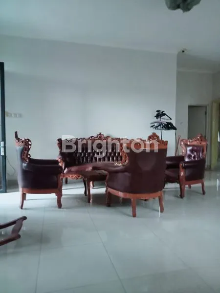 image DISEWAKAN!!RUMAH 2 LT FULL FURNITURE (8)