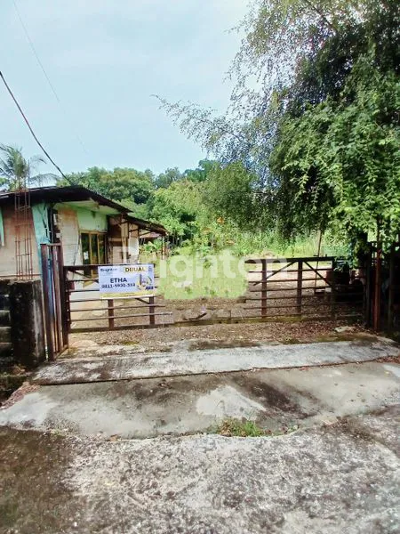 image TANAH DATAR CANTIK SUDAH PAGAR KELILING COCOK UNTUK BENGKEL ATAU PERUMAHAN DI JALAN MUKMIN FAIZAL. (4)