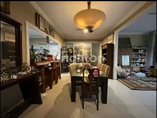 image RUMAH SUASANA VILLA DI BSD GRIYA LOKA (7)