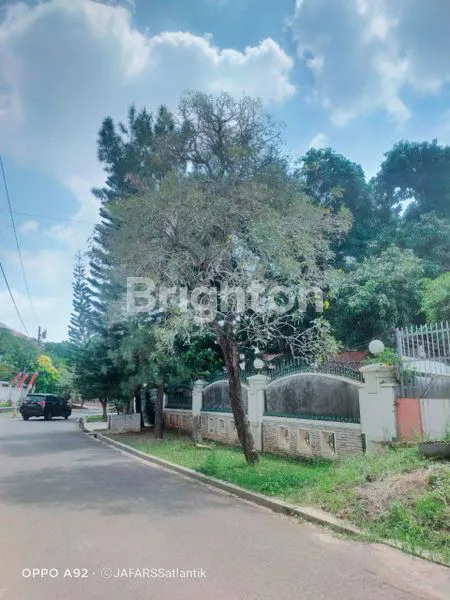 image RUMAH DI LINGKUNGAN PERUMAHAN ELITE SEMARANG ATAS, COCOK UNTUK GUEST HOUSE ATAU RESTAURANT, DEKAT DENGAN SIMPANG LIMA, GAJAH MUNGKUR - SEMARANG (8)