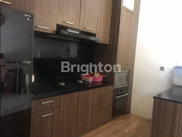 image RUMAH CANTIK FULLY FURNISHED 2 LANTAI DI IMAM BONJOL (1)