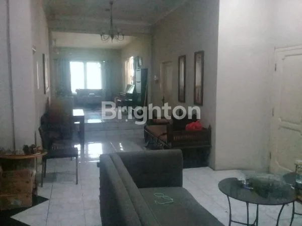 image RUMAH BANGUNAN LAMA KOKOH DI LOKASI STRATEGIS PONDOK PINANG JAKARTA SELATAN  (3)