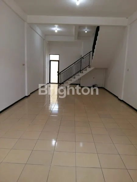 image  RUKO 2 LANTAI DI JL.RAYA SIDOWUNGU, MENGANTI, COCOK UNTUK KANTOR/USAHA. (4)