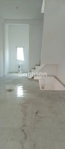 image RUKO 3 LANTAI PINGGIR JALAN KAPTEN ABDULLAH AREA PLAJU (6)