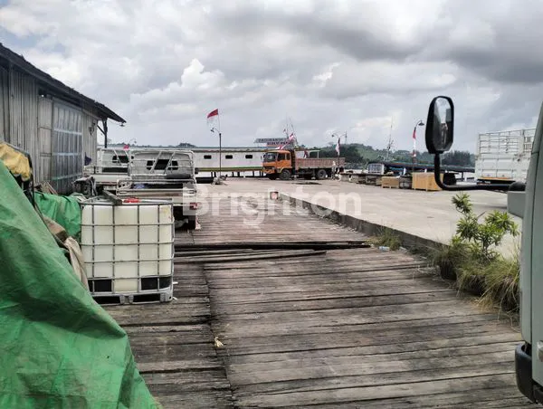 image GUDANG DI PINGGIR SUNGAI SAMARINDA (4)