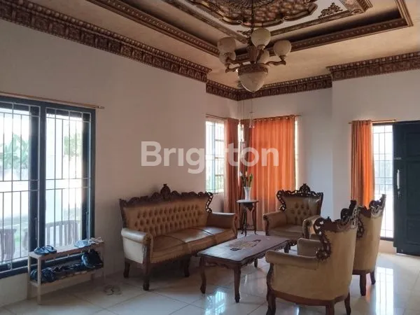 image RUMAH 2 LANTAI SIAP HUNI  (5)